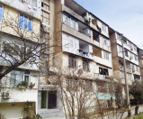 Satılır 4 otaqlı 90 m2 köhnə tikili 8 km