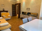 Satılır 3 otaqlı 70 m2 köhnə tikili Bayıl