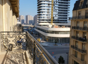 Satılır 5 otaqlı 220 m2 yeni tikili Ağ şəhər