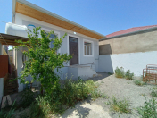 Satılır 3 otaqlı 75 m2 həyət evi Binə
