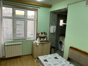 Satılır 3 otaqlı 87 m2 köhnə tikili Qara Qarayev m.