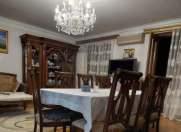 İcarəyə verilir 3 otaqlı 60 m2 köhnə tikili İnşaatçılar m.