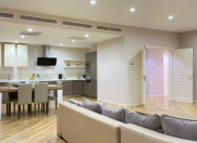 İcarəyə verilir 3 otaqlı 172 m2 yeni tikili 28 may