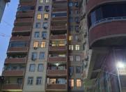 Satılır 3 otaqlı 140 m2 yeni tikili Memar Əcəmi m.