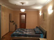 İcarəyə verilir 2 otaqlı 60 m2 köhnə tikili Sahil m.