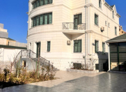 Satılır 8 otaqlı 800 m2 villa 6 mkr