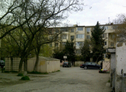 İcarəyə verilir 2 otaqlı 50 m2 köhnə tikili Bakı Dövlət Universiteti