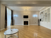 Satılır 3 otaqlı 135 m2 yeni tikili Ağ şəhər