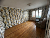 Satılır 2 otaqlı 70 m2 köhnə tikili Həzi Aslanov