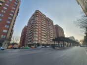 İcarəyə verilir 3 otaqlı 155 m2 yeni tikili Rusiya səfirliyi