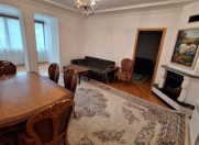 İcarəyə verilir 4 otaqlı 100 m2 köhnə tikili Gənclik m.