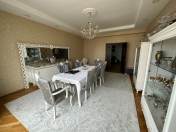 Satılır 5 otaqlı 200 m2 yeni tikili 3 mkr