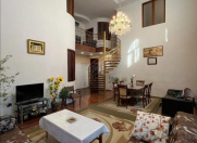 Satılır 5 otaqlı 278 m2 həyət evi 7 mkr