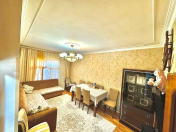 Satılır 3 otaqlı 80 m2 köhnə tikili Yeni Yasamal