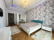 İcarəyə verilir 3 otaqlı 125 m2 yeni tikili Ağ şəhər