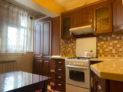 İcarəyə verilir 2 otaqlı 60 m2 köhnə tikili Bakı Dövlət Universiteti