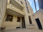 Satılır 1 otaqlı 880 m2 obyekt Gənclik m.