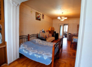 Satılır 3 otaqlı 90 m2 köhnə tikili Neftçilər m.