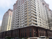 Satılır 4 otaqlı 152 m2 yeni tikili Elmlər Akademiyası m.