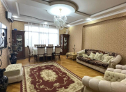 Satılır 3 otaqlı 115 m2 yeni tikili Nizami m.