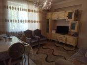 Satılır 4 otaqlı 60 m2 köhnə tikili 28 May m.