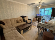 Satılır 2 otaqlı 40 m2 köhnə tikili Xalqlar Dostluğu m.