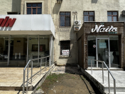 Satılır 4 otaqlı 130 m2 obyekt Gənclik m.