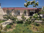 Satılır 4 otaqlı 75 m2 bağ evi Saray