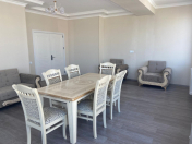 İcarəyə verilir 5 otaqlı 180 m2 yeni tikili Gənclik m.