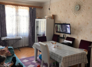 Satılır 3 otaqlı 70 m2 köhnə tikili Həzi Aslanov