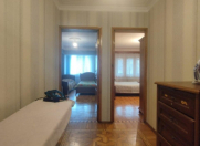 Satılır 5 otaqlı 200 m2 köhnə tikili 28 May m.