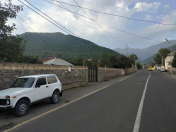 Satılır 5 otaqlı 1000 m2 həyət evi Oğuz