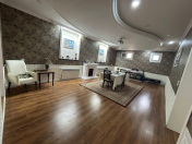 Satılır 9 otaqlı 250 m2 həyət evi Bakıxanov