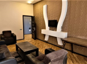 İcarəyə verilir 3 otaqlı 140 m2 yeni tikili Memar Əcəmi m.