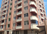 Satılır 4 otaqlı 167 m2 yeni tikili Elmlər Akademiyası m.