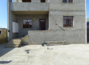 Satılır 6 otaqlı 240 m2 həyət evi Saray