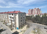 Satılır 3 otaqlı 70 m2 köhnə tikili 8 km