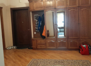 Satılır 4 otaqlı 168 m2 yeni tikili Elmlər Akademiyası m.