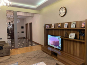 Satılır 4 otaqlı 176 m2 yeni tikili 28 may