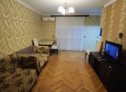 İcarəyə verilir 3 otaqlı 90 m2 köhnə tikili İnşaatçılar m.