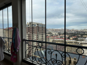 Satılır 3 otaqlı 126 m2 yeni tikili Gənclik m.