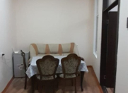 İcarəyə verilir 2 otaqlı 35 m2 köhnə tikili İçəri Şəhər m.