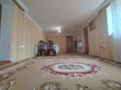 Satılır 10 otaqlı 270 m2 bağ evi Şamaxı