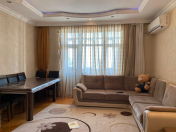 Satılır 3 otaqlı 117 m2 yeni tikili İnşaatçılar m.