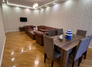 İcarəyə verilir 2 otaqlı 110 m2 yeni tikili 8 Noyabr m.