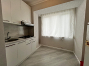 Satılır 3 otaqlı 60 m2 köhnə tikili Qara Qarayev m.