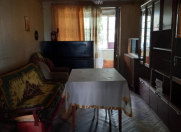 Satılır 3 otaqlı 70 m2 köhnə tikili Elmlər Akademiyası m.