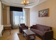 İcarəyə verilir 3 otaqlı 140 m2 yeni tikili Memar Əcəmi m.