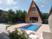 İcarəyə verilir 3 otaqlı 100 m2 həyət evi Oğuz