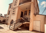 Satılır 6 otaqlı 510 m2 villa Badamdar